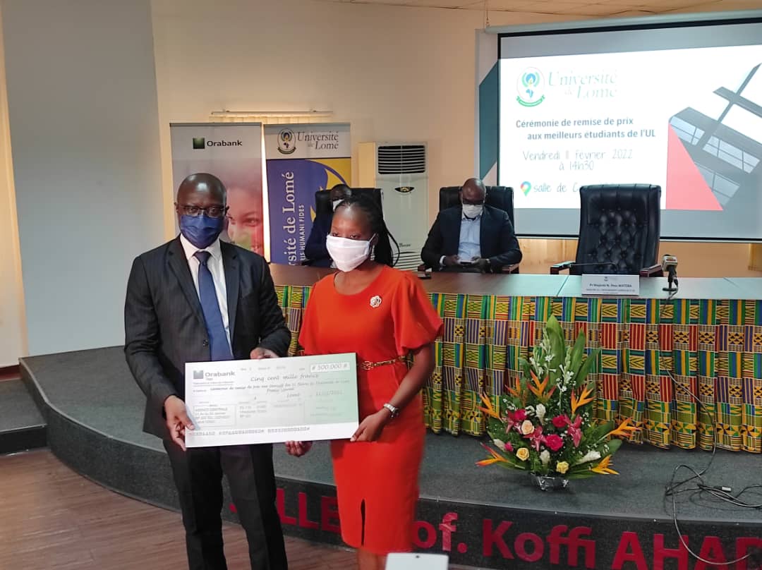 Remise de chèque Cérémonie de l'Excellence à UL